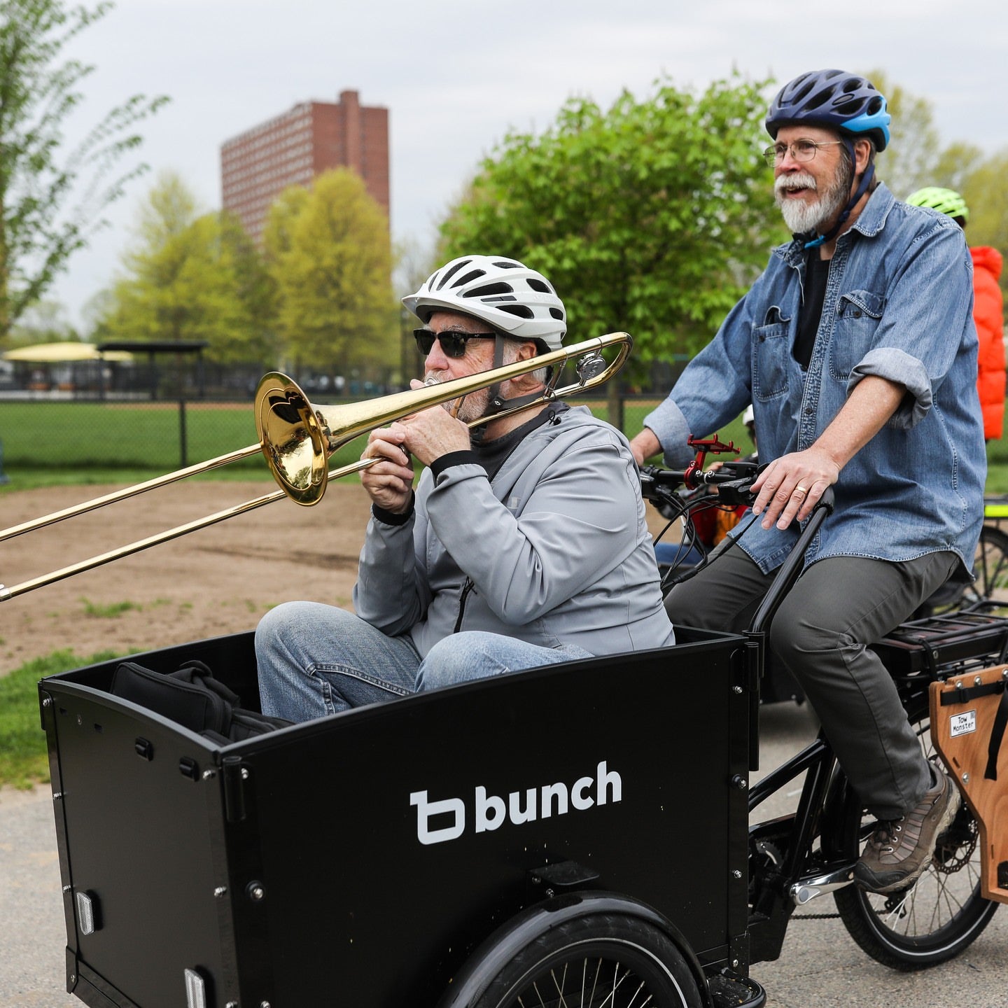 Bunch Bike Original carrying a trombone player - #color_Cool Black